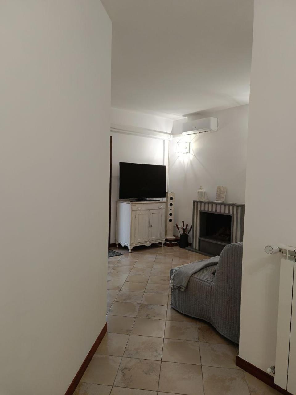 Facile Vacanze Romane Bagian luar foto