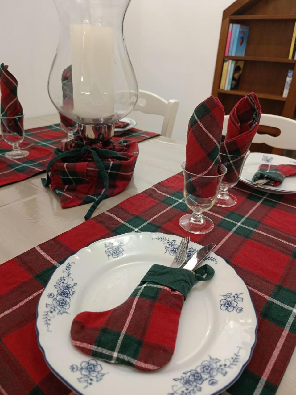 Facile Vacanze Romane Bagian luar foto