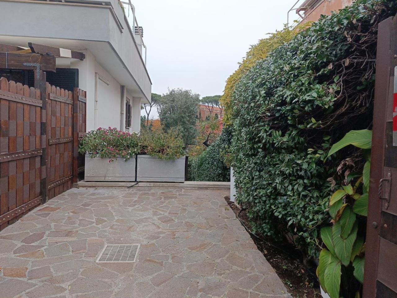 Facile Vacanze Romane Bagian luar foto